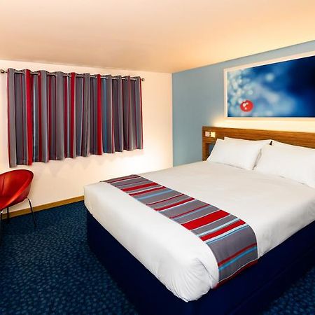 Travelodge Cameron Toll Hotel Edinburgh Dış mekan fotoğraf