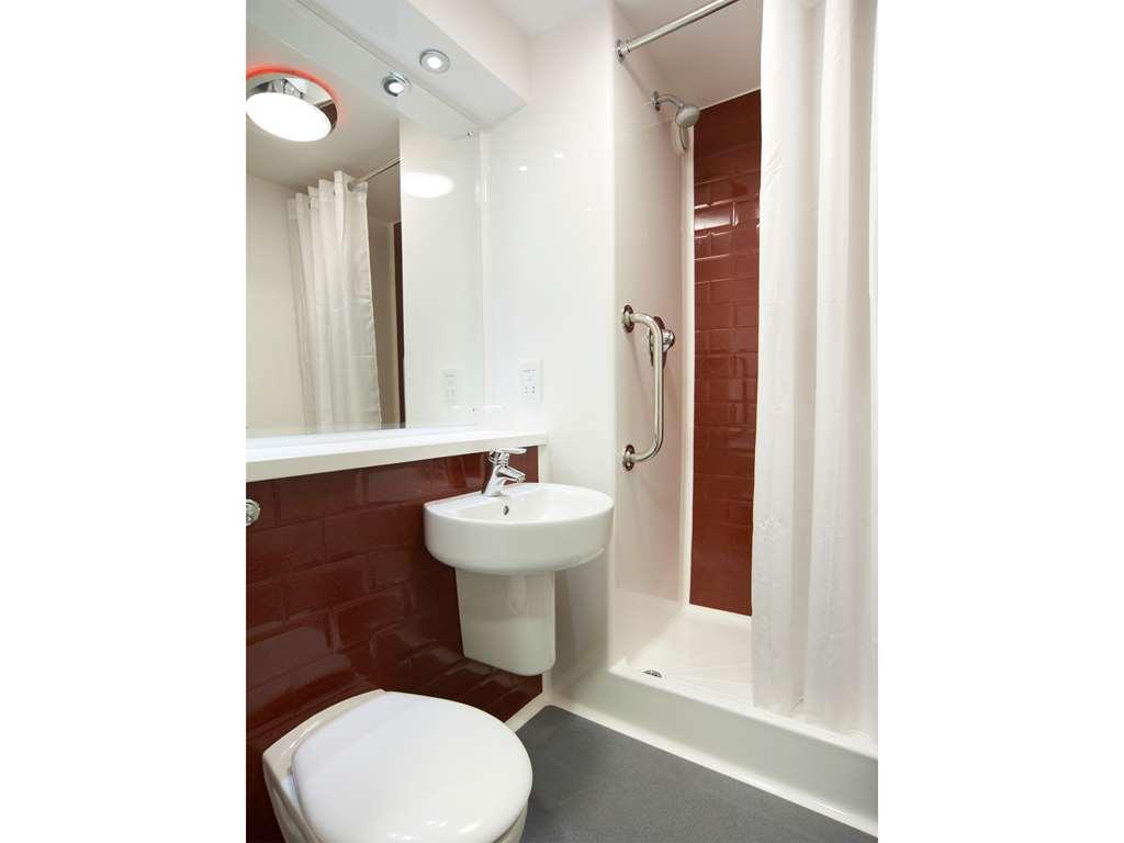 Travelodge Cameron Toll Hotel Edinburgh Oda fotoğraf