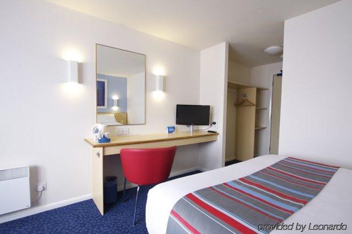 Travelodge Cameron Toll Hotel Edinburgh Dış mekan fotoğraf