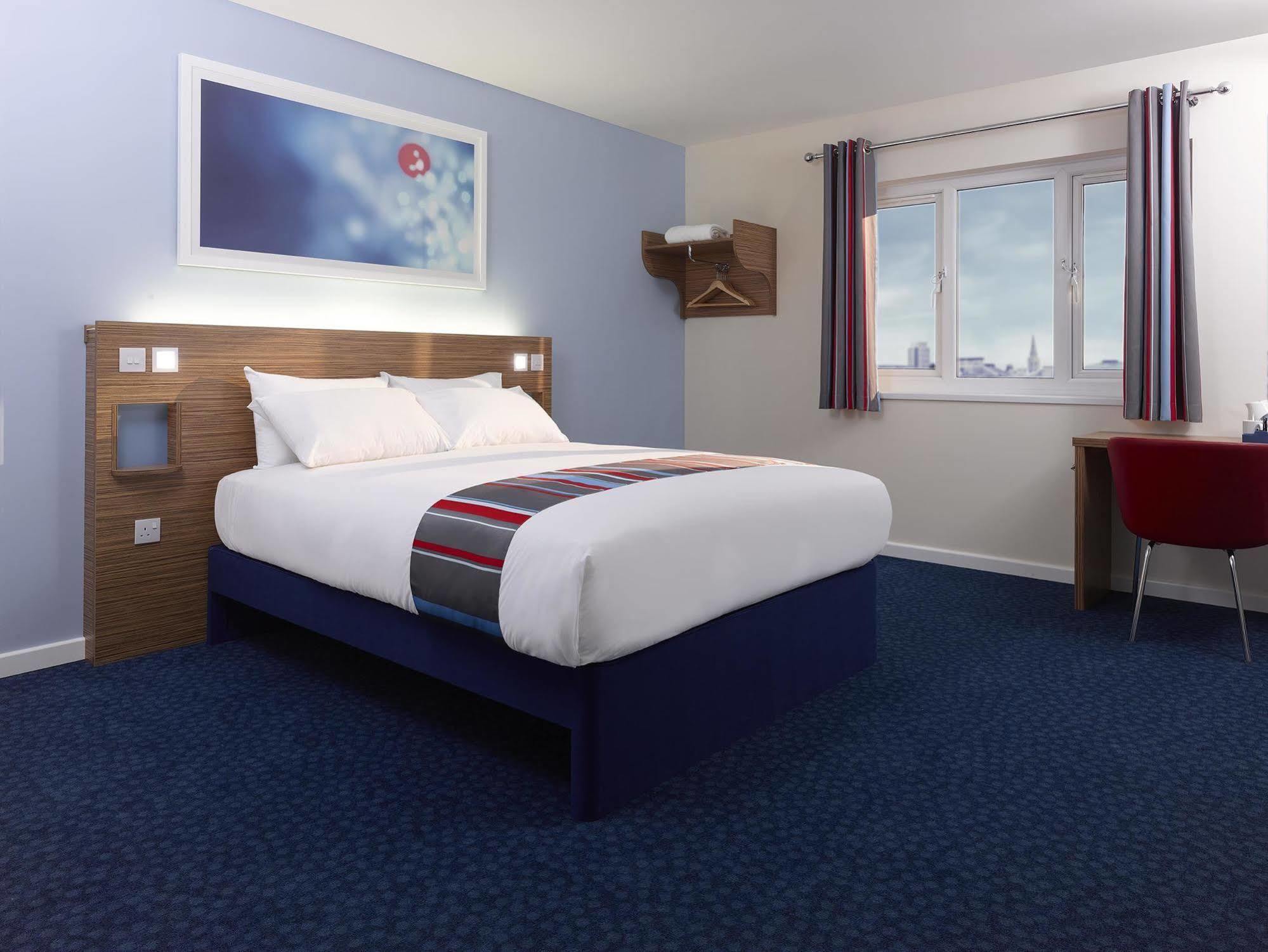 Travelodge Cameron Toll Hotel Edinburgh Dış mekan fotoğraf